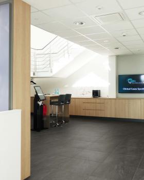 Wartezone hinter dem Empfang